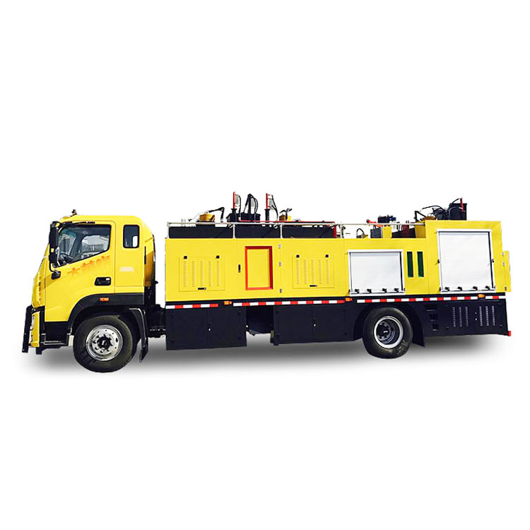 多功能瀝青路面養(yǎng)護車